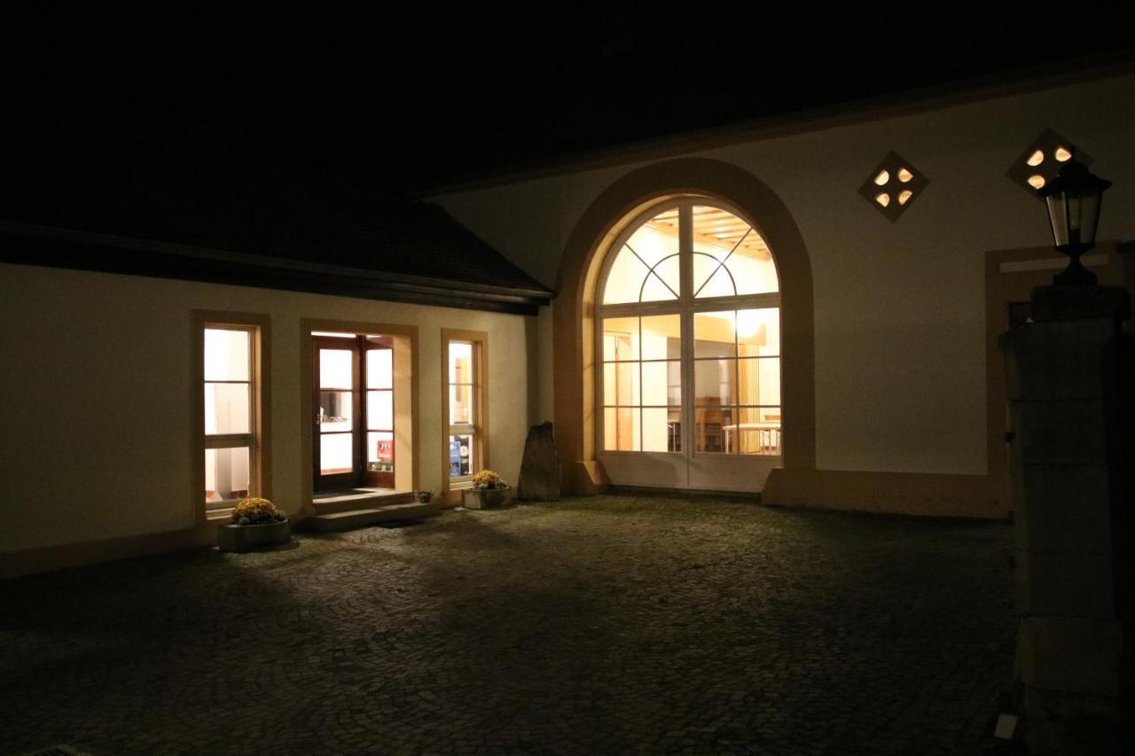 Ferienwohnung Altes Pfarrhaus Bargen Buitenkant foto