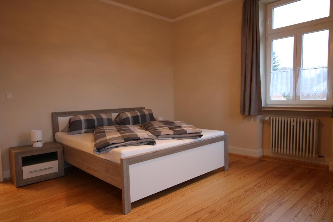 Ferienwohnung Altes Pfarrhaus Bargen Buitenkant foto